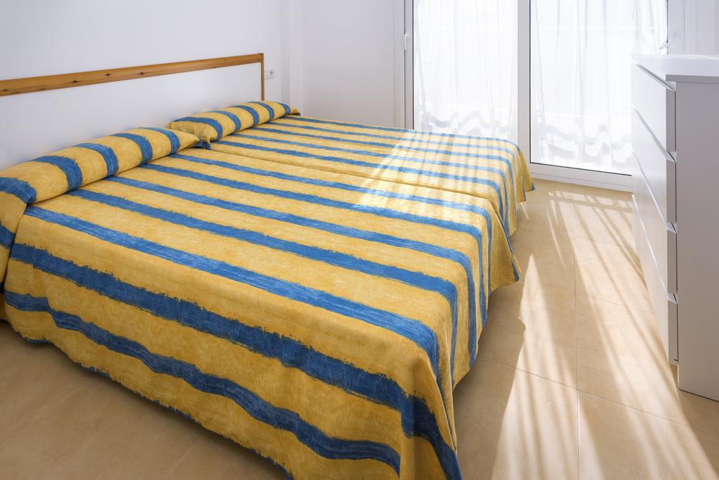 Apartments Sorrabona Pineda de Mar Room photo