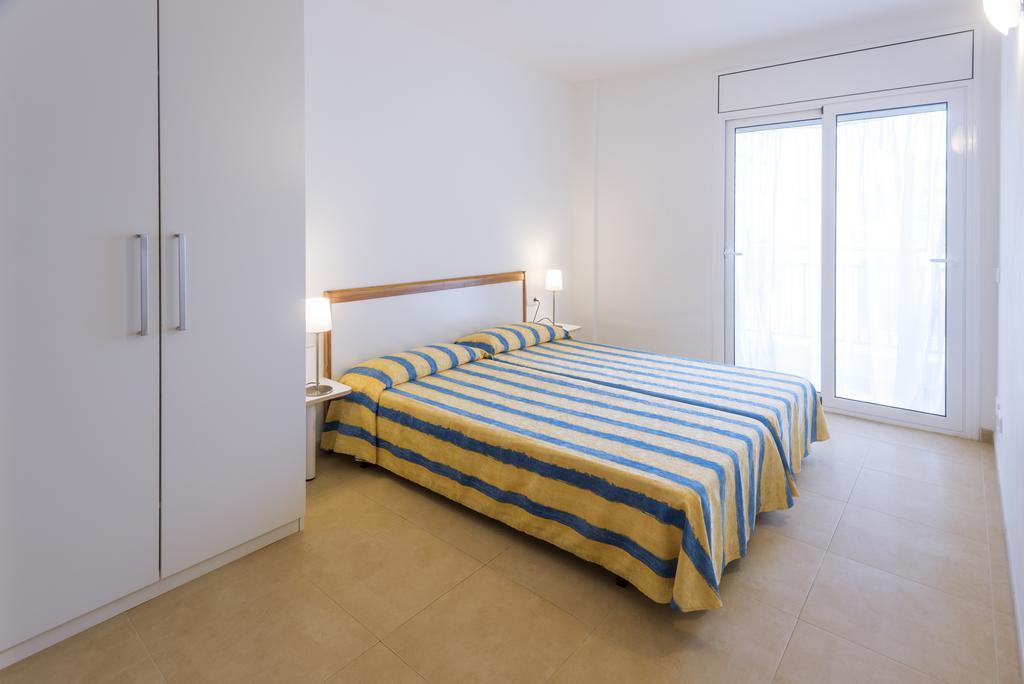 Apartments Sorrabona Pineda de Mar Room photo
